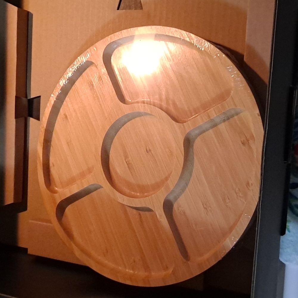 Smirly Cheeseboard - Picture 6 of 11